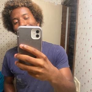 Meet your Posher, Logan